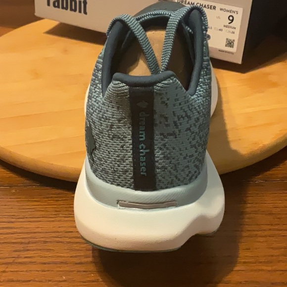 New in box women’s rabbit dream chaser athletic shoes size 9 - Picture 5 of 7